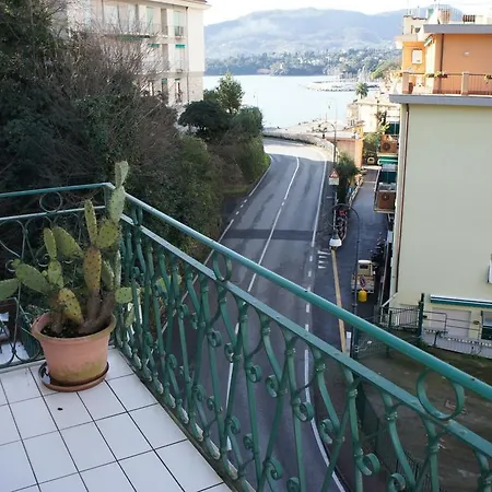 Casa Auxilium Apartment Rapallo Exterior photo